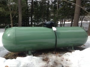 Propane tank with tank monitoring system